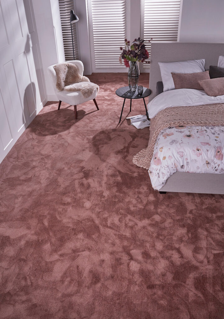 152_Interfloor_Elite_kleur129_slaapkamer_vloerbedekking_superzacht_sfeervol_comfortabel.jpg