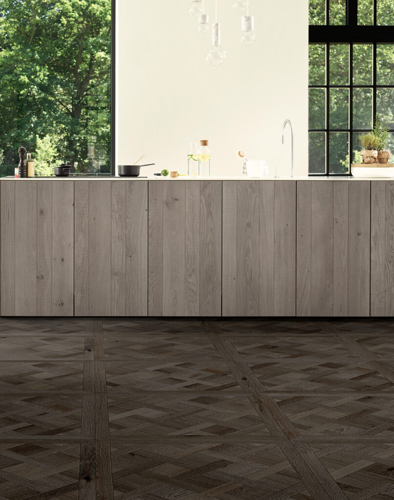 Interfloor_Dynamic_Versailles_kleurV15_keuken_eiland_blokpatroon_gevlochtenhout